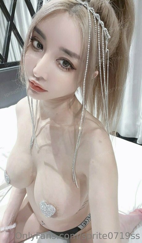 巨乳アナルOnlyFans トップ 画像