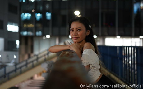 フィットネスインフルエンサーオンリーファンズ アートxxx 写真