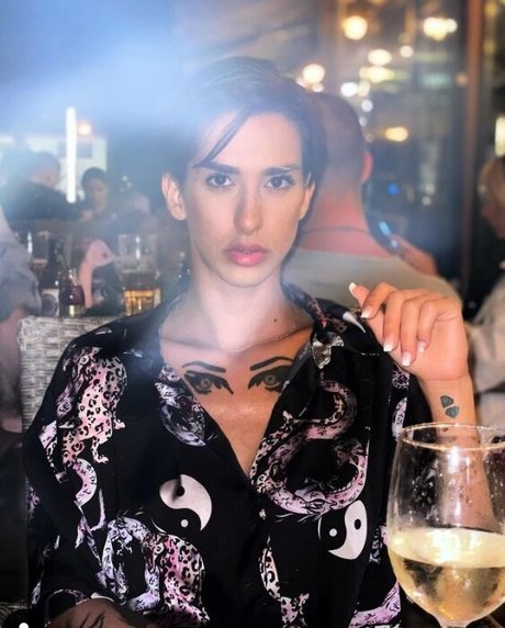 becky love 無料モデル 写真