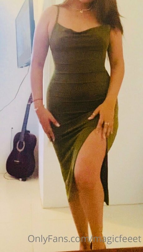 magicfeeet エロティックモデル 画像