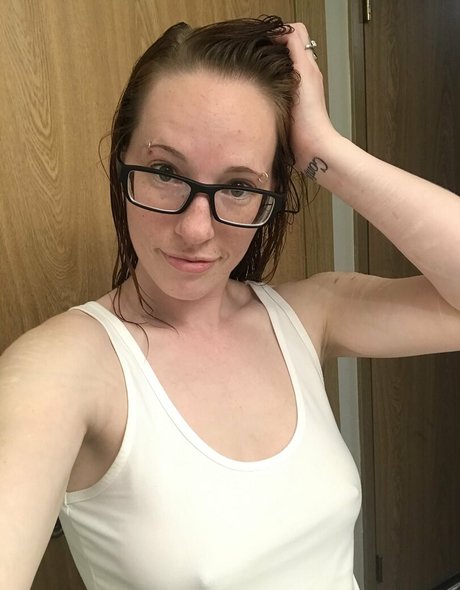 黒猫のOnlyFans ホットxxx 写真