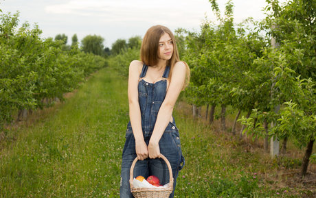 巨乳で曲線美のOnlyFans 美しいヌード ギャラリー