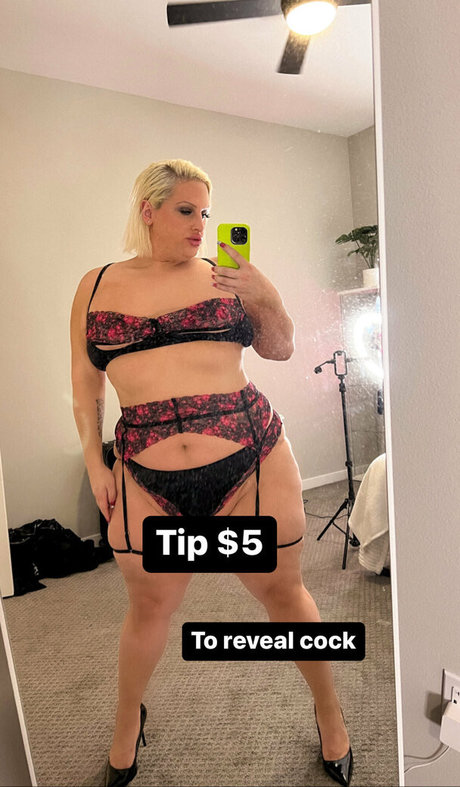 mommysvideos セクシーモデル 画像