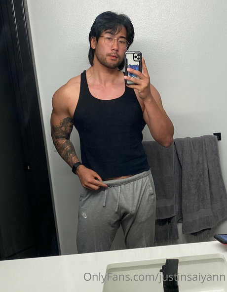 justinsaiyann 美しいポルノスター 画像