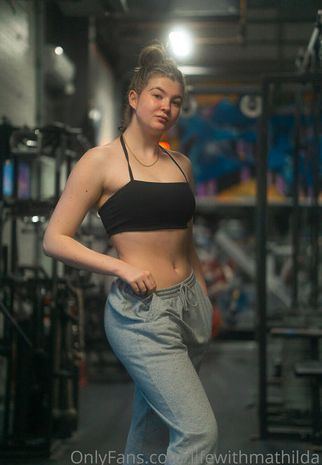 LifeWithMatilda 独占女優 画像