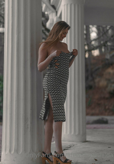 オンリーファンズでのセクスティング えろた アーカイブ