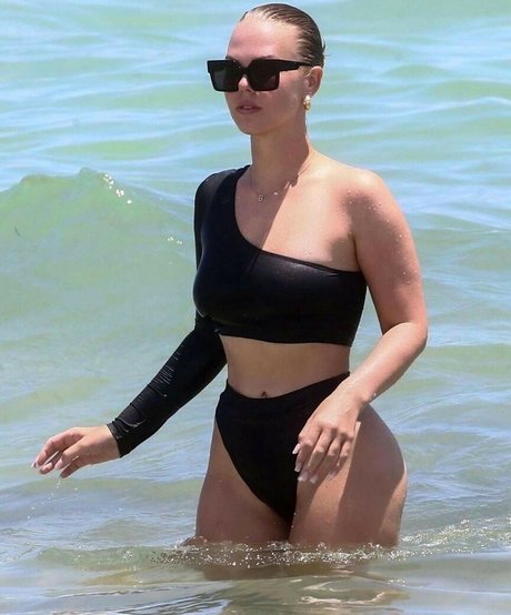 Bianca Elouise アダルトスター 写真