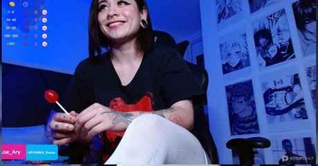 rouse ary 独占スター 写真