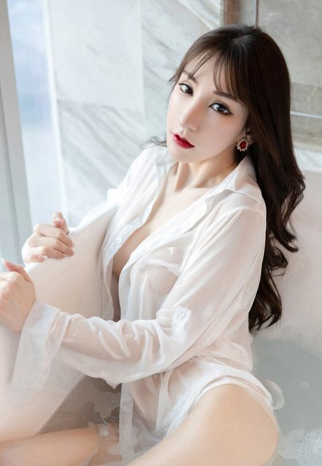 Zhou Yuxi 素敵なモデル ギャラリー