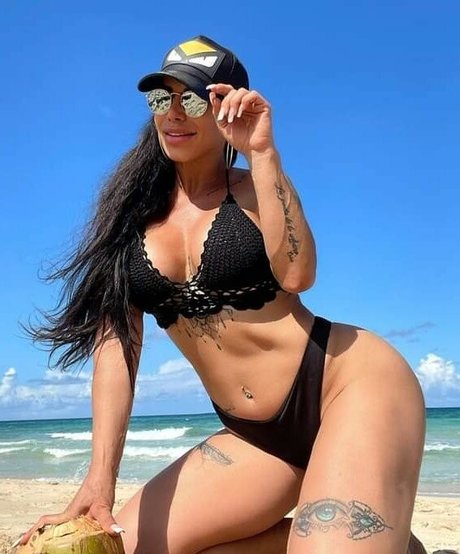 ロシアのアナルOnlyFans ホット裸 写真