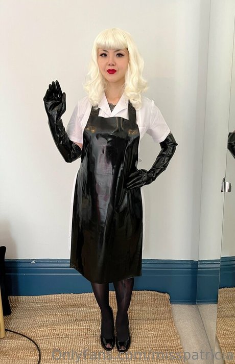 小人ヌードオンリーファンズ エロ アーカイブ