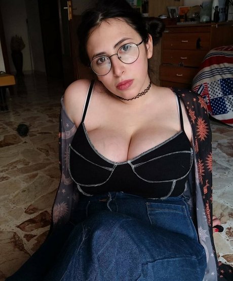 ティーンシーメールオンリーファンズ 美しいヌード ギャラリー