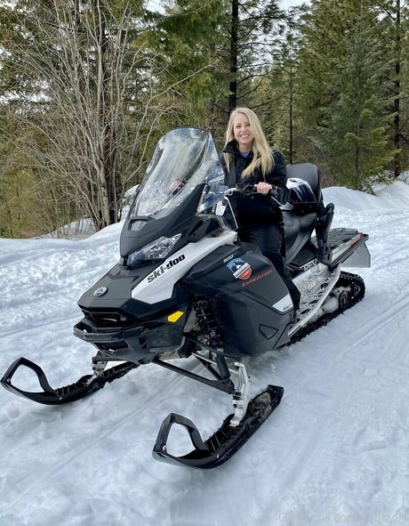 ゲイの乳首OnlyFans ポルノグラフィック ギャラリー