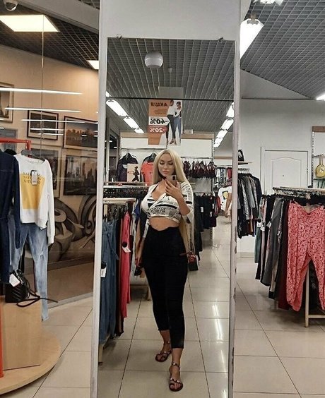 tanysha ホットなモデル 写真