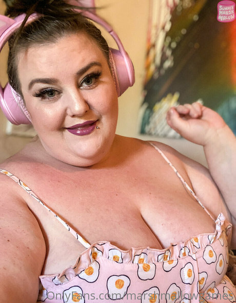 ビデオ通話 オンリーファンズ セクシーヌード 写真