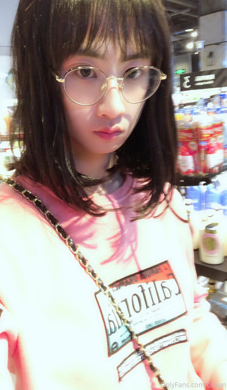 女性フィットネス オンリーファンズ ポルノ 写真