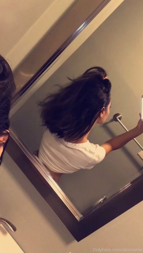 desmariie 最高のスター 写真