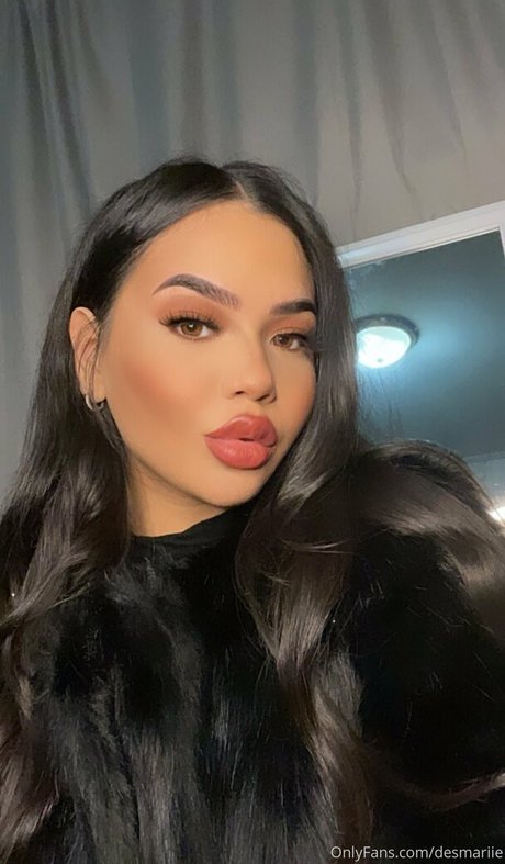 desmariie 最高のモデル 写真