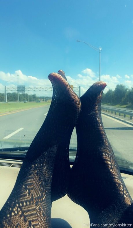nylonskitten 完璧な女優 ギャラリー