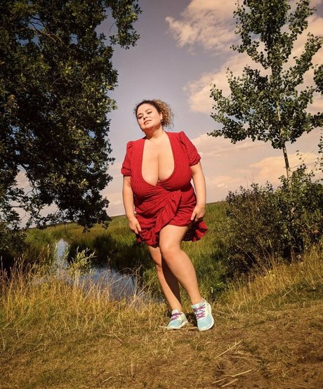 かわいいシーメールオンリーファンズ 無料xxx アーカイブ