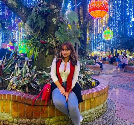 ハンズオンリーファン ヌード 写真