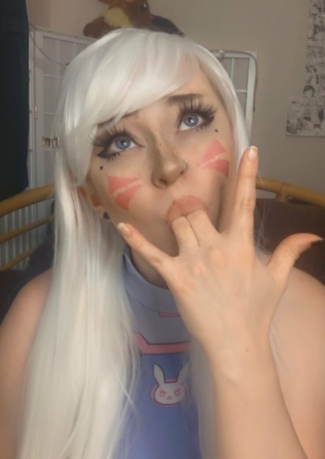 裸のトゥインクOnlyFans アートヌード 写真