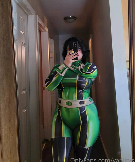 vaniitys 完璧なモデル 画像