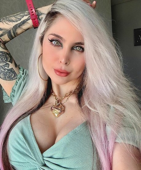 Tamires Panage アートポルノスター ギャラリー