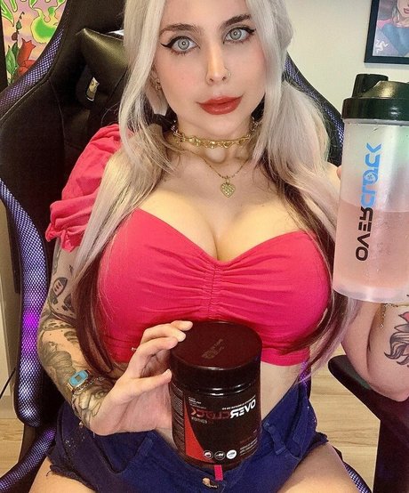 Tamires Panage セックススター 画像