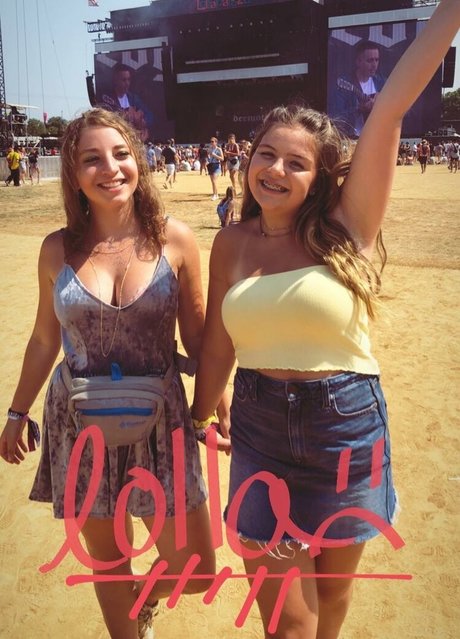 18歳以下の無料OnlyFans セクシーヌード 画像