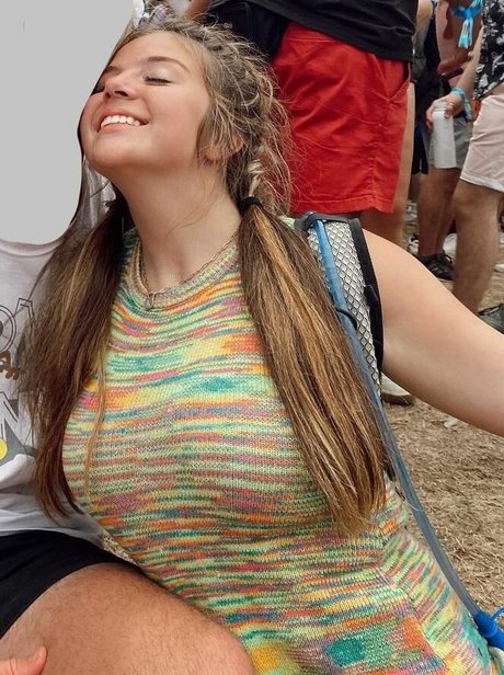 ソロオンリーファンズ 無料アダルト 画像