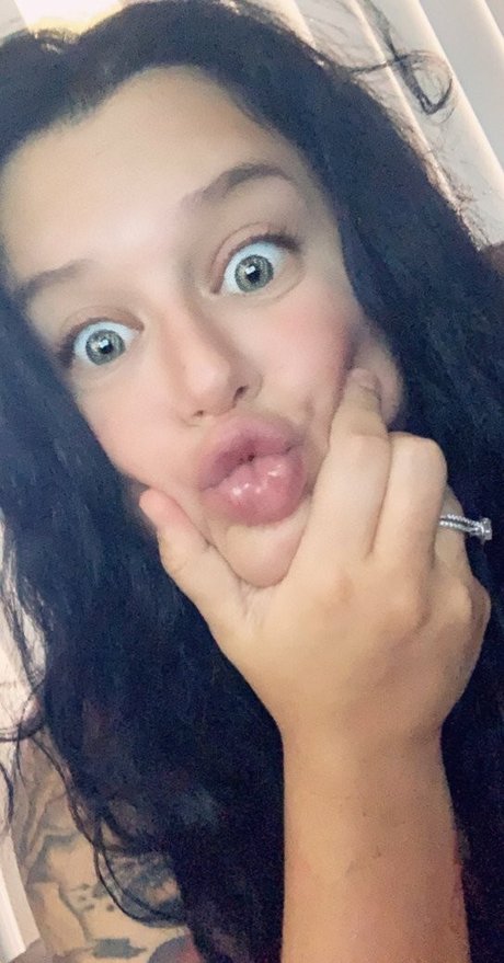 Ashley Dawn エロティック女優 写真