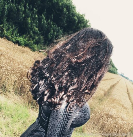 赤毛の熟女オンリーファンズ 無料セックス 写真