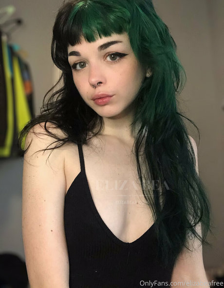 elizabeafree 裸のポルノスター 写真