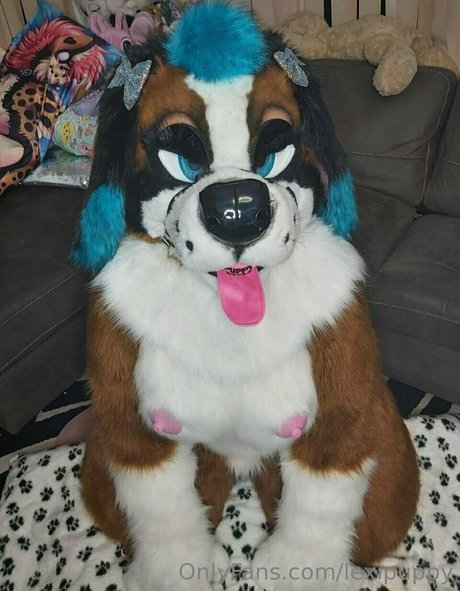 毛深い足のOnlyFans ヌード 写真