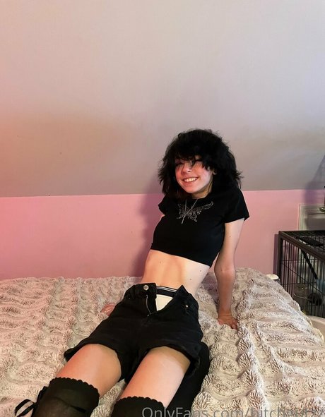 bitchgutzz エロティックなポルノスター ギャラリー