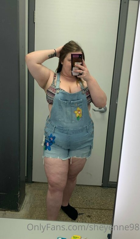 騎乗位熟女OnlyFans ポルノグラフィック 写真