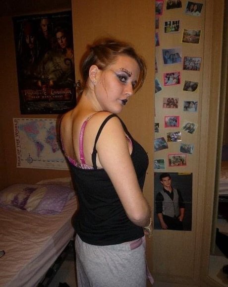 アナルファックOnlyFans 裸 写真