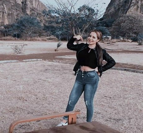 Diana Calderon 無料モデル アーカイブ