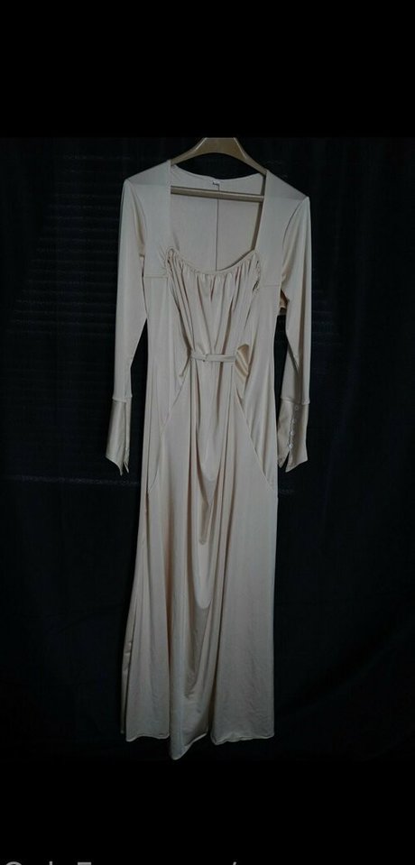 ブッシュ・オンリーファンズ ホット 写真