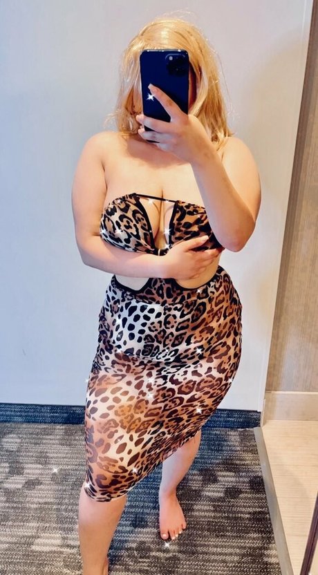 kimkosplay ポルノスター 裸 ギャラリー