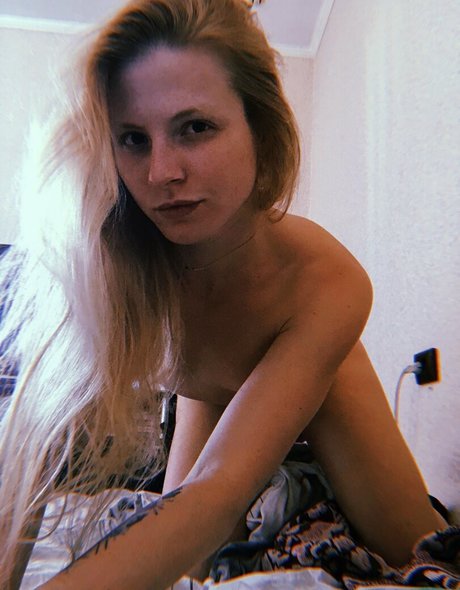 ohwhatagirl 無料のポルノスター 写真