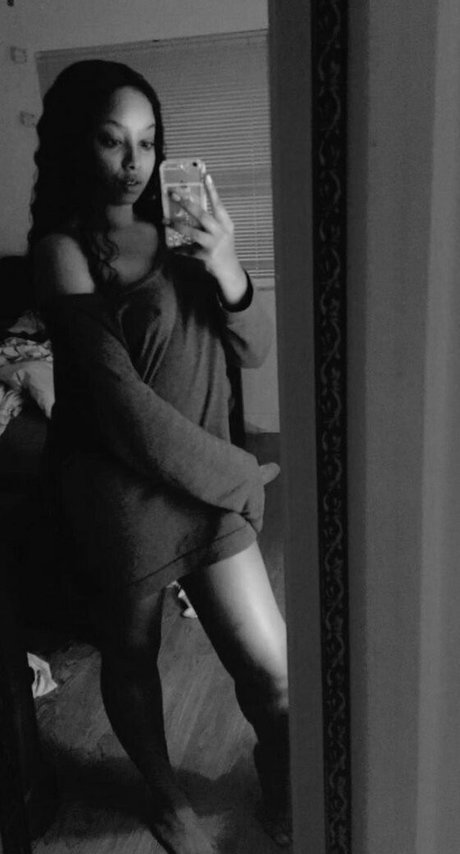 giaonlyfans アダルトモデル 写真