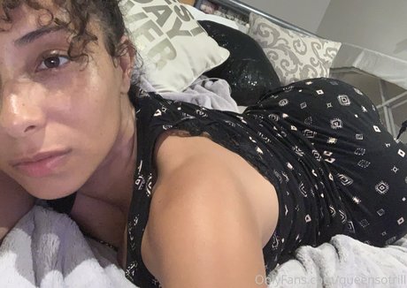 アジア人 ノーPPV オンリーファンズ ポルノ 写真