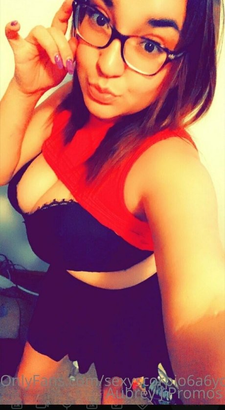 aubreyj20 無料女優 写真