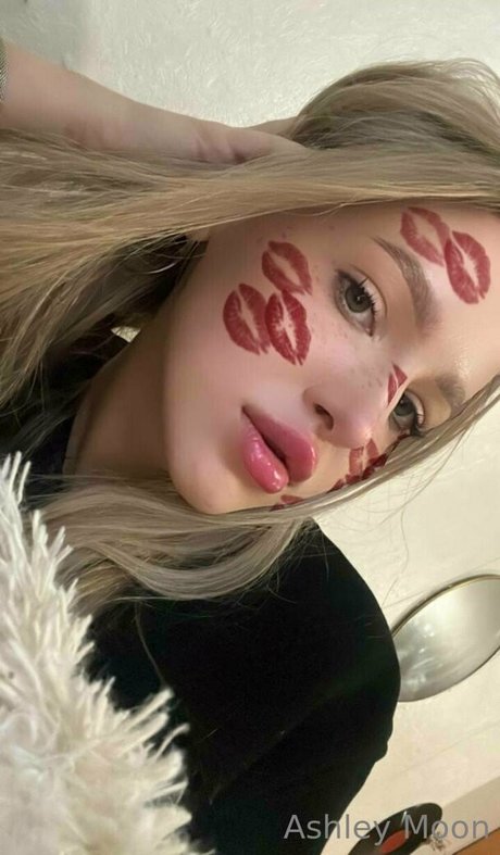 ashley moon スター xxx 写真