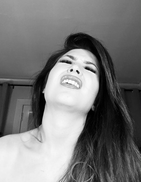 Tessafowler ポルノスター 高品質 写真