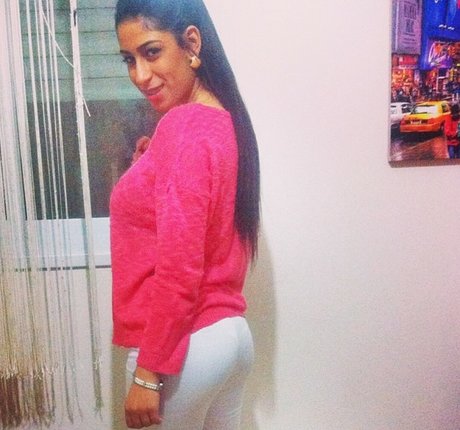 Tal Halika ポルノモデル ギャラリー