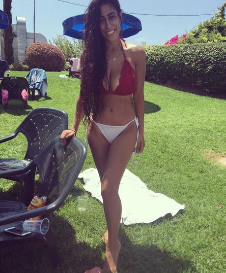 Tal Halika ポルノスター ホット 画像