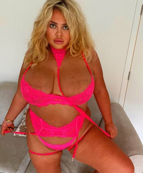 熟女 太め OnlyFans パーフェクト 画像